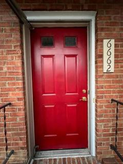 The Red Door 2-bedroom townhouse near VT & RU - Radford - 2