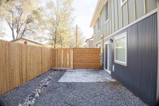 Delightful, new townhome downtown - 9