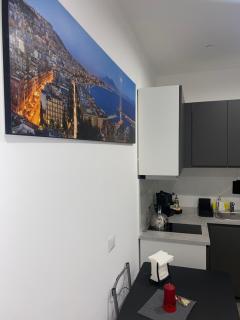 The Nest Of Via Toledo - Napels - 2