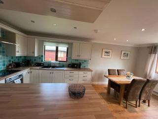 Jenny's Place Stunning 2 bedroom lodge - Sewerby - 3