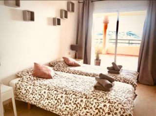 Penthouse with Sea and Golf Views 50m2 Terrace 2 Bedrooms 2 Bathrooms Elviria - 1