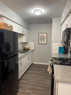 The Carolyn - 2 Bedroom Apt in Quilt Town, USA - 9