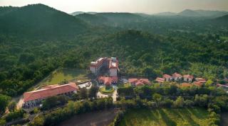 Bhanu The Fern Forest Resort & Spa Jambughoda, Series by Marriott - 1