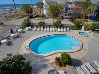Summer Breeze Condominium 304 by Newman-Dailey - Destin - 7