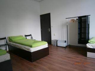 Ivory Tower Hostel - Sofia - 6