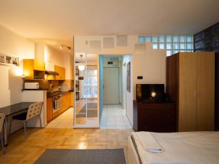 Super Cute Studio with Terrace next to GOZSDU Passage - Boedapest - 8