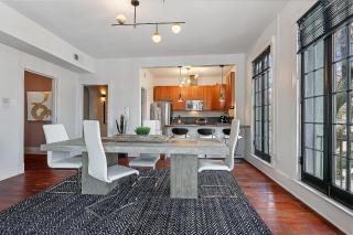 St Charles-Mardi Gras 6BD Home - New Orleans - 9