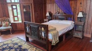 Oceania House Hotel - Bantam Village - 7