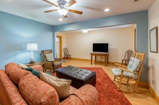 Sunrise Mountain Retreat - 4
