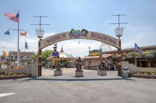 Fountainhead Towers 1004 - 2