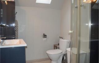 2 Bedroom Amazing Home In Brélidy - 3