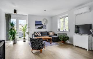 Gorgeous Home In Glesborg With Wifi - 6