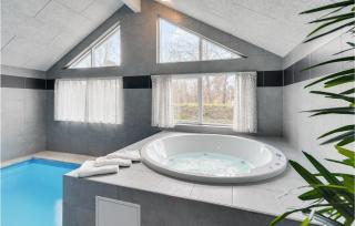 Stunning Home In Væggerløse With Sauna - Marielyst - 8
