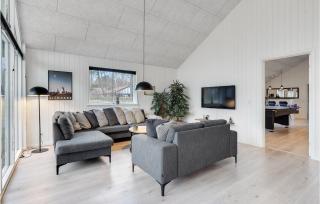 Stunning Home In Væggerløse With Sauna - Marielyst - 6