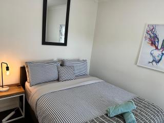 Cornelias Cottage Mount Gambier Central - Mount Gambier - 7