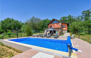 Gorgeous Home In Kapela With Jacuzzi - Kapela - 0