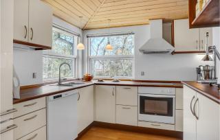 Amazing Home In Grenaa With Sauna - Grenå - 4