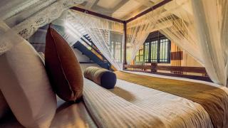 Train View Chalet - 3