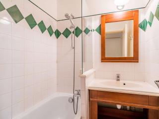 Appartement Coquet avec Piscine et Balcon à Ciboure, Proche Golf de la Nivelle - FR-1-4-480 - Ciboure - 2