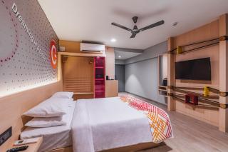 Ginger Bharuch - Bharuch - 1
