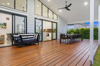 Rio Vista - Luxury Accommodation - Rye - 1
