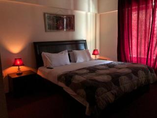HOTEL HUNZA WHITE HOUSE - 2
