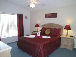 4 Bedroom Value Plus Home with Private Pool - Orlando - 1