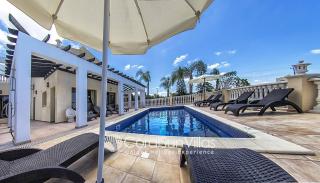 Fabulous Villa In Coral Bay Near Beach, Amenities - Peyia - 3