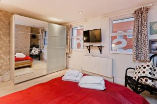 Whole house in Central Camden Town - London - 7