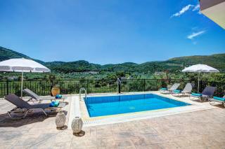 Villa Bougainvillea by Villa Plus - 9