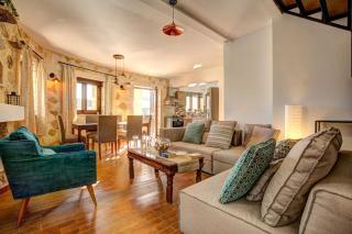 Villa Bougainvillea by Villa Plus - 4