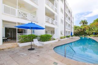 Two-Bedroom Apartment by Bluescape - Saint James - 4