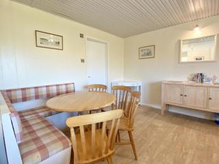 8 Polzeath Court - 3