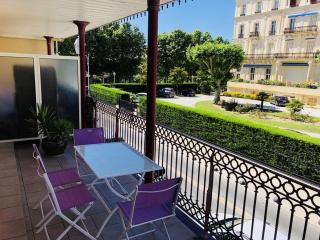 Arcachon Centre : T2 tout équipé à 150m de la plage avec loggia et parking sécurisé - FR-1-433-5 - Arcachon - 1