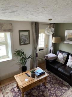 Curlew Cottage - 1