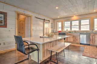 Rural White Sulphur Springs Getaway with Deck! - White Sulphur Springs - 4