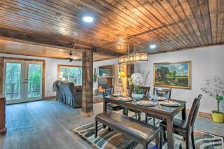 Otto Home with Fire Pit, Tree House and Hot Tub! - Otto - 3
