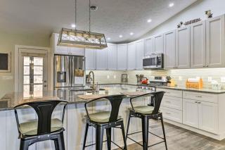 Secluded Franklin Retreat with Private Backyard - 6