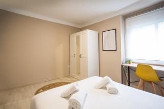12TOG1035 - Spacious Apartment near Camp Nou - Hospitalet de Llobregat - 1