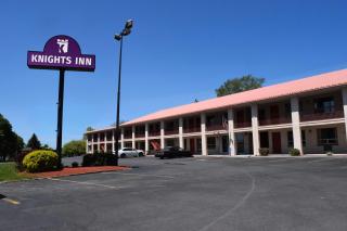 Knights Inn Oswego East - 9