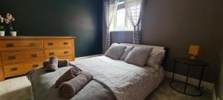 Spacious, 5 bed house for 9 in Chester - 4