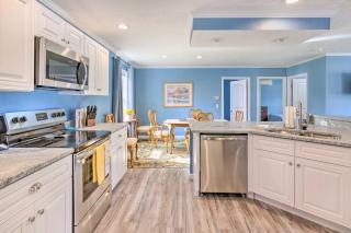 Mountain-View Zirconia Home Walk to Lake Summit! - Zirconia - 1