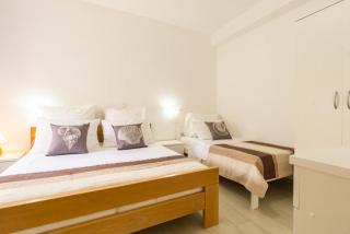 Babara beautiful setting right on beach with modern facilities - Metajna - 6