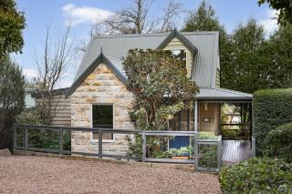 Two Truffles Cottage Accommodation - Yarra Glen - 9