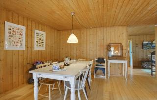 Awesome Home In Askø With Wifi - - 6