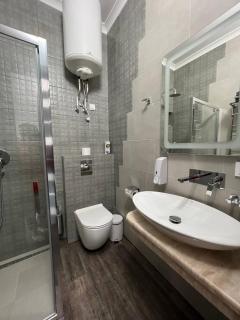 Silveroks Apartment - Prilimanskoye - 7
