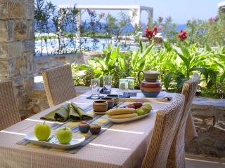 The Royal Blue a Luxury Beach Resort - Panormos Rethymno - 9