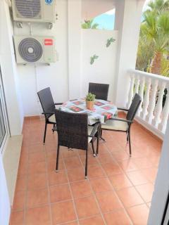 Beautiful 2 Bed Apartment on Villamartin Plaza - Villacosta - 9