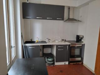 LOUE STUDIO PROPRE !, Endroit très calme, à 5 minutes gare mantes la jolie, - 4