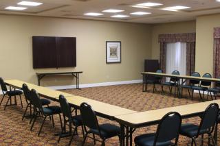 Holiday Inn Express and Suites Thomasville by IHG - 5